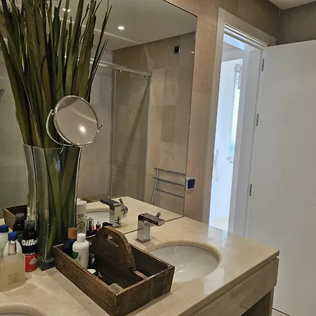Apartamento De Lujo Y Playa En Alhambra Del Mar