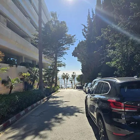 Apartamento De Lujo Y Playa En Alhambra Del Mar Apartment